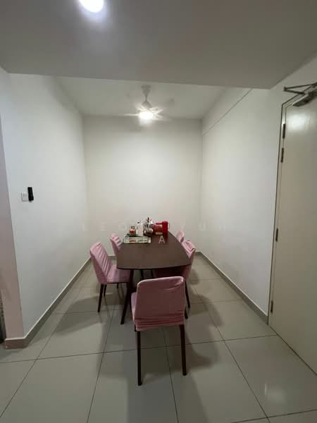 Service Residence for Rent at i-Residence @ i-City - Leow Yuh Biau - Dining Room - PropertyGuru.com.my