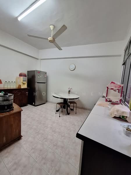 Shop for Sale in Kuala Krai (Kelantan) - Thong Zhen Yang - Kitchen - PropertyGuru.com.my