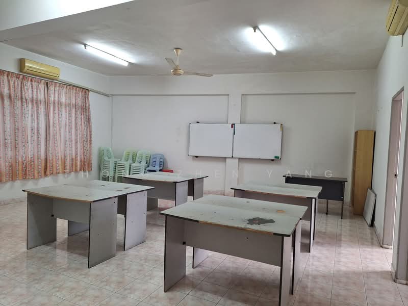 Shop for Sale in Kuala Krai (Kelantan) - Thong Zhen Yang - Study - PropertyGuru.com.my