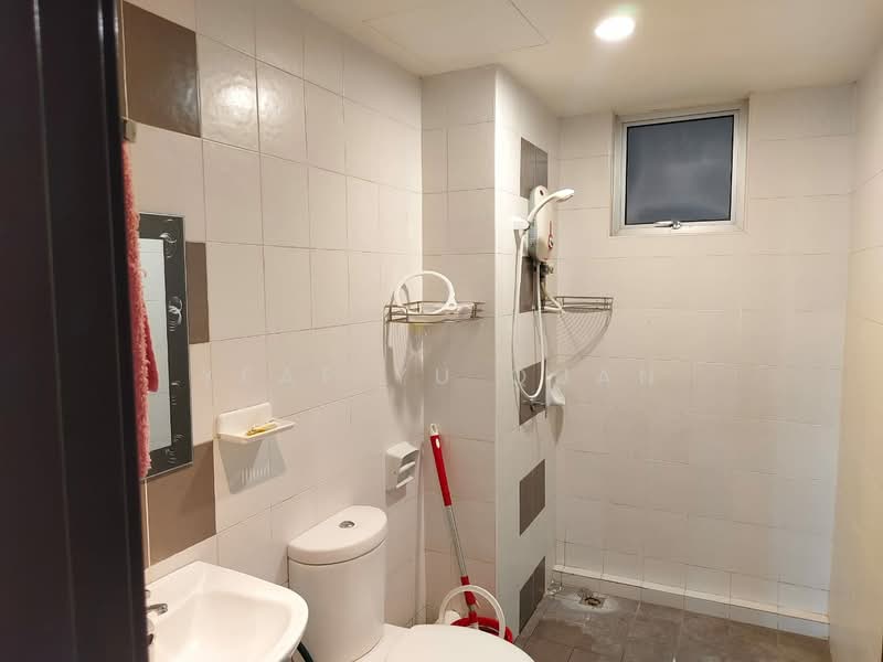 The Golden Triangle Condominium untuk Untuk Dijual - RM 580,000, Mac 2026 - Bathroom - PropertyGuru.com.my