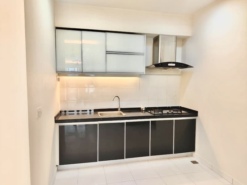 Kondominium untuk Dijual di The Golden Triangle Condominium - Yeap Yu Quan - Kitchen - PropertyGuru.com.my