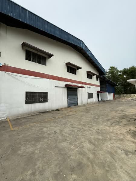 Warehouse for Sale in Kawasan Perindustrian Kundang (Rawang) - Vincent Lee - Exterior - PropertyGuru.com.my