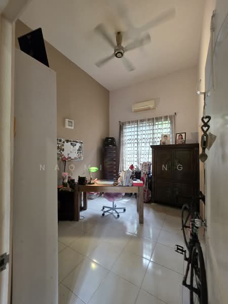 Bungalow for Sale in Sunway Damansara (Kota Damansara) - Naomi Thing - Study - PropertyGuru.com.my