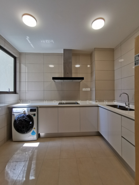 The Park Sky Residence untuk Untuk Dijual - RM 1,700,000, Mac 2026 - Kitchen - PropertyGuru.com.my