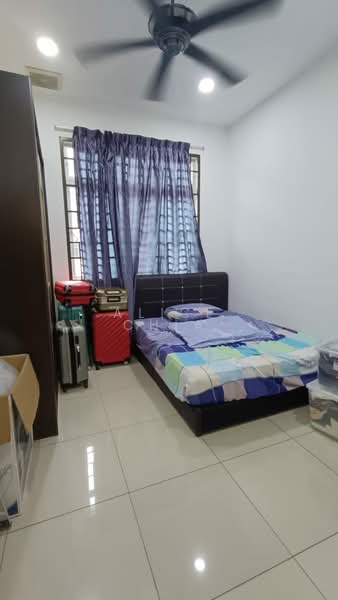 Taman Ehsan Jaya untuk Untuk Dijual - RM 950,000, Mac 2026 - Bedroom - PropertyGuru.com.my