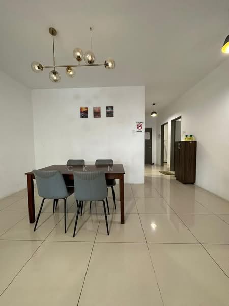 Manhattan Condominium untuk Untuk Disewa - RM 2,000 /bulan, Mac 2026 - Dining Room - PropertyGuru.com.my