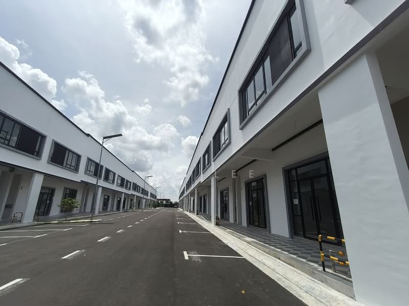 Shop / Office for Rent in Taman Kota Masai (Pasir Gudang) - Zoe Lee - Exterior - PropertyGuru.com.my