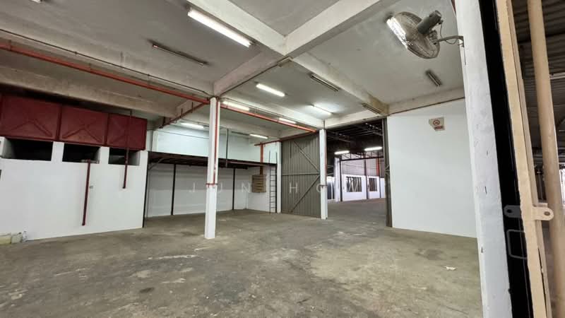 Factory for Rent in Jinjang (Kuala Lumpur) - Jun How - Interior - PropertyGuru.com.my