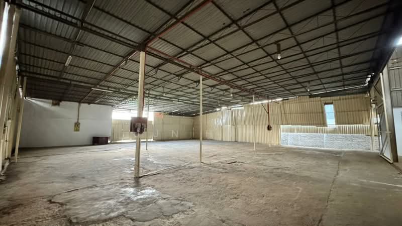 Factory for Rent in Jinjang (Kuala Lumpur) - Jun How - Interior - PropertyGuru.com.my