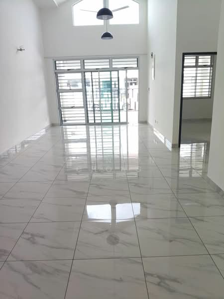 1-storey Terraced House for Rent in Taman Impian Emas (Skudai) - Johnson Chong - Living Room - PropertyGuru.com.my