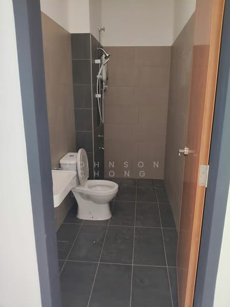 1-storey Terraced House for Rent in Taman Impian Emas (Skudai) - Johnson Chong - Bathroom - PropertyGuru.com.my