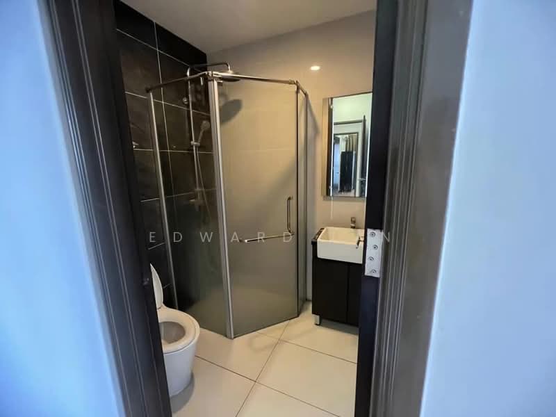 Condominium for Rent at Royal Strand @ Country Garden Danga Bay - Edward Tan - Bathroom - PropertyGuru.com.my