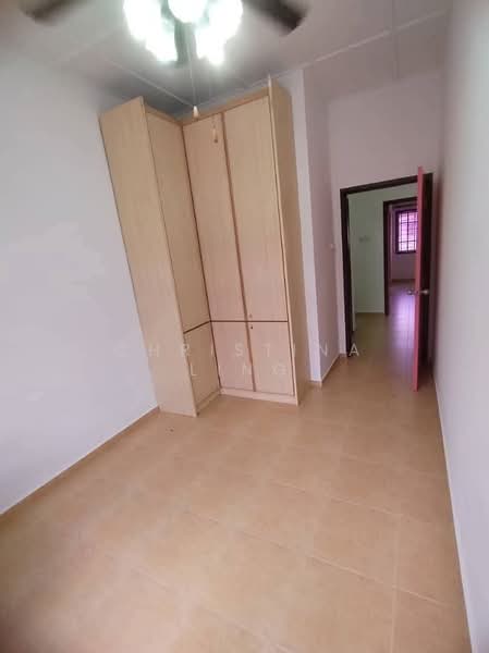 Double Storey Terrace @ Taman Setia Indah 2 untuk Untuk Disewa - RM 1,800 /bulan, Mac 2026 - Interior - PropertyGuru.com.my