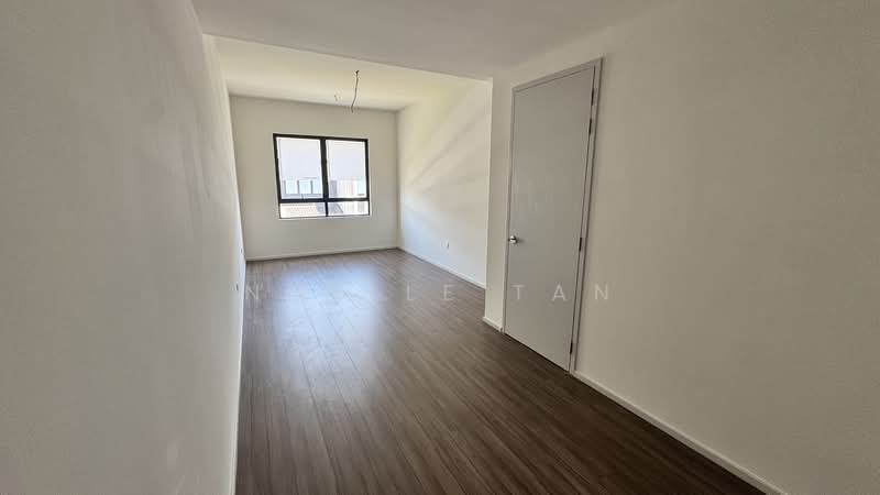 3-storey Terraced House for Sale in Taman Bukit Serdang (Seri Kembangan) - Noelle Tan - Bedroom 3 - PropertyGuru.com.my