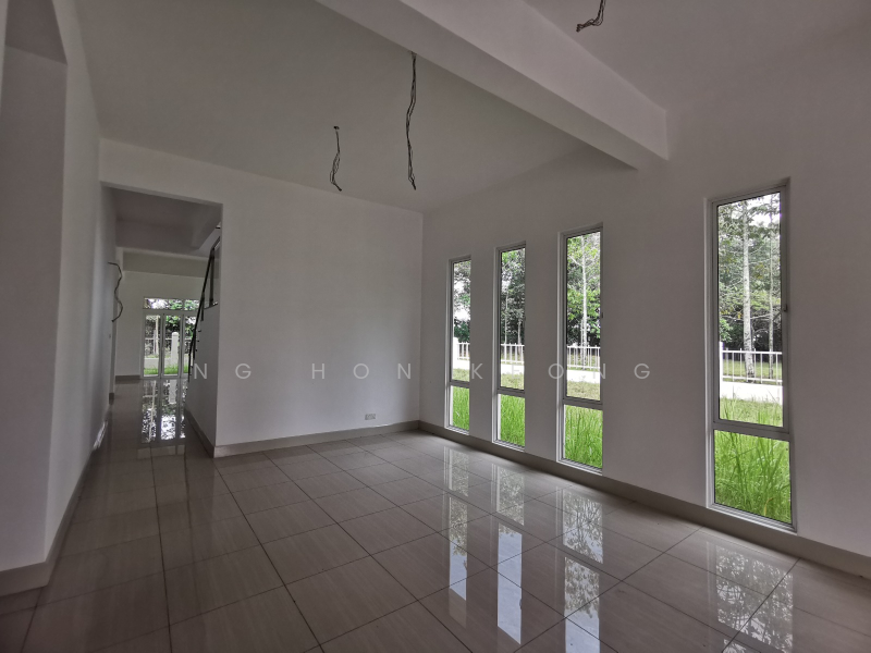 Bungalow for Sale in Seri Kembangan (Selangor) - Ng Hon Keong - Living Room - PropertyGuru.com.my