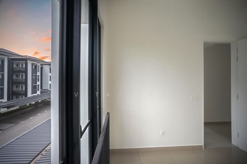 Townhouse for Sale in Setia Alam (Selangor) - Vitas Tan - Exterior - PropertyGuru.com.my