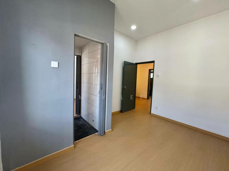 2-storey Terraced House for Sale in Bandar Baru Permas Jaya (Permas Jaya) - May Lee - Interior - PropertyGuru.com.my