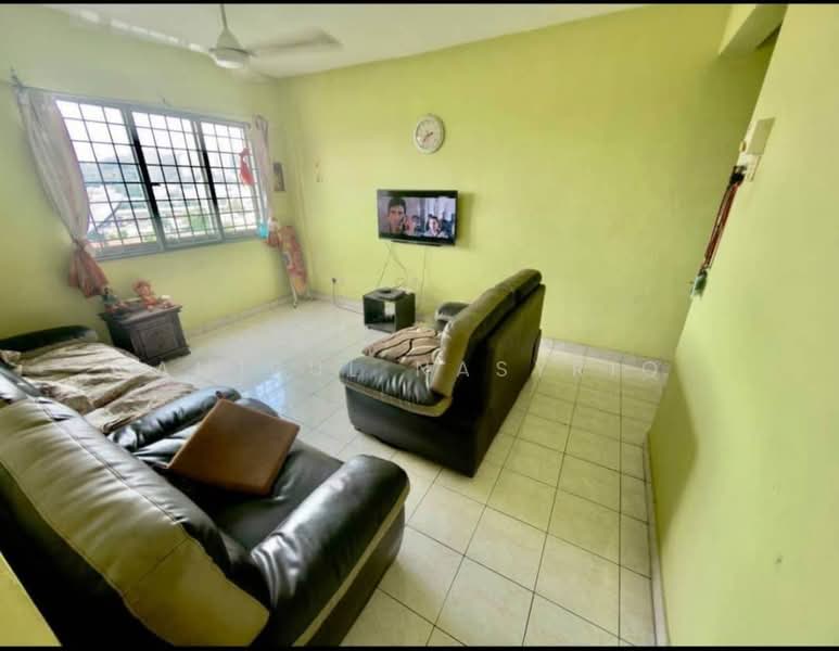 Apartment for Sale at Avenue Court - Amirul Nasyriq - Living Room - PropertyGuru.com.my