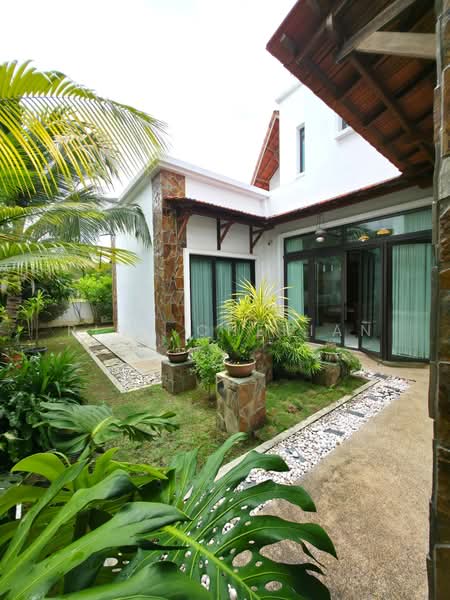 Bungalow for Sale in Perdana Lakeview East (Cyberjaya) - Rina Cherian - Exterior - PropertyGuru.com.my
