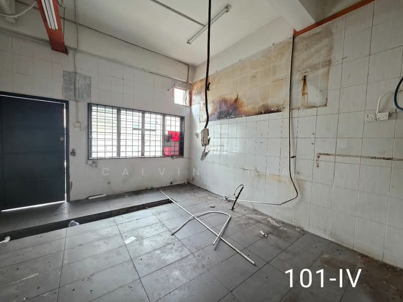 Shop for Rent in Klang (Selangor) - Calvin Chia - Interior - PropertyGuru.com.my