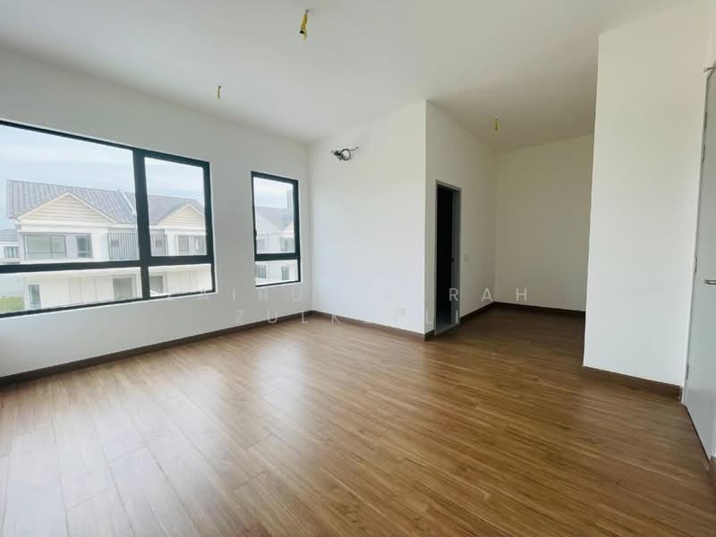 Cyberjaya CORNER LOT Double Storey Semi D House Sejati Lakeside 2 Cyberjaya untuk Untuk Dijual - RM 1,690,000, Apr 2026 - Living Room - PropertyGuru.com.my