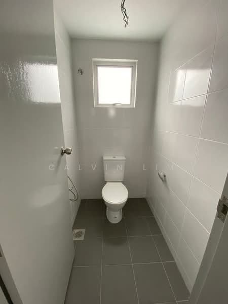 Shop for Rent in Bandar Bukit Raja (Klang) - Calvin Lim - Bathroom - PropertyGuru.com.my