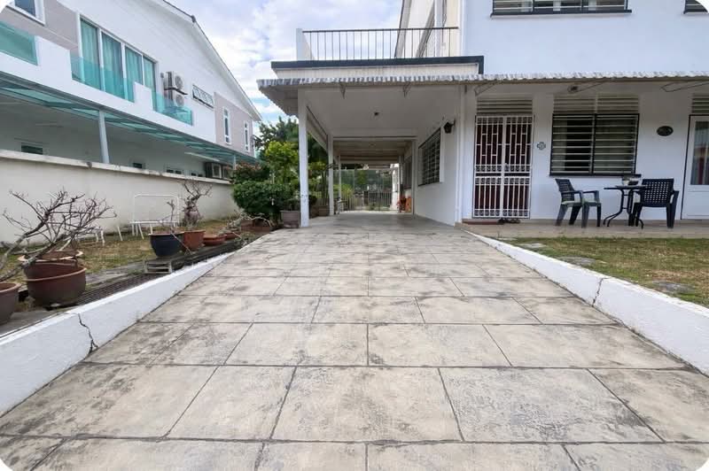 Semi-Detached House for Sale in Island Glades (Jelutong) - SERENEN TEH - Exterior - PropertyGuru.com.my