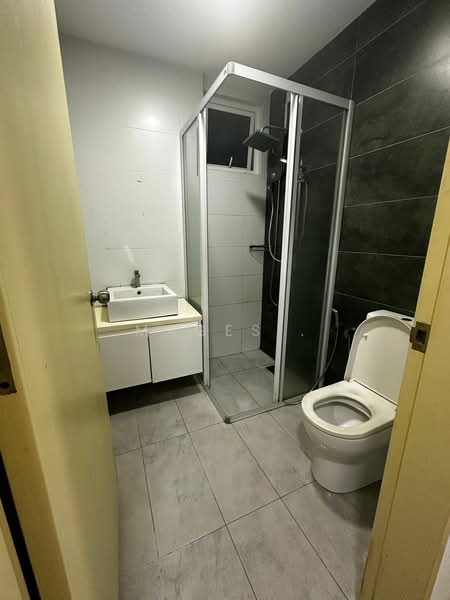 Service Residence for Sale at Impiria Residensi Bukit Tinggi Klang - Mages . - Bathroom - PropertyGuru.com.my