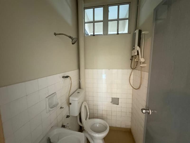 1-storey Terraced House for Sale in Taman Perling (Perling) - Wayne Ng - PropertyGuru.com.my
