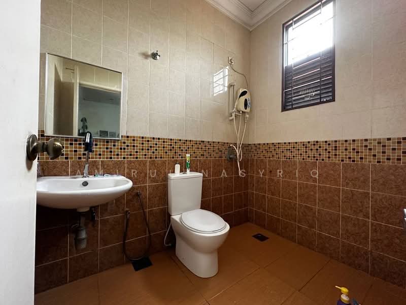 Taman Setiawangsa untuk Untuk Dijual - RM 2,000,000, Mac 2026 - Bathroom - PropertyGuru.com.my