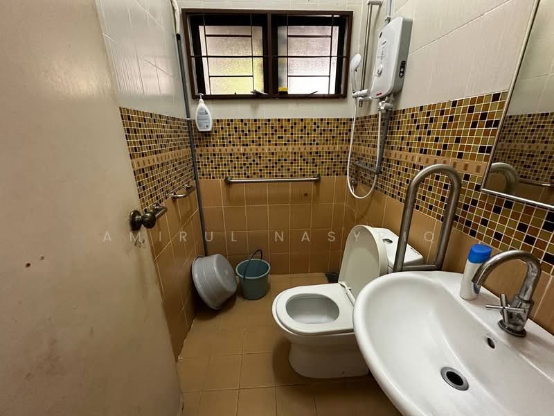 Taman Setiawangsa untuk Untuk Dijual - RM 2,000,000, Mac 2026 - Bathroom - PropertyGuru.com.my