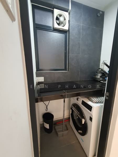 Service Residence for Rent at Kenwingston Avenue - Kean Phang - Kitchen - PropertyGuru.com.my
