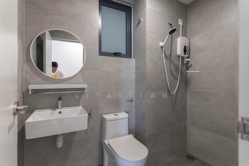 Service Residence for Rent at SUNSURIA FORUM SERVICED APARTMENT - Vitas Tan - Bathroom - PropertyGuru.com.my