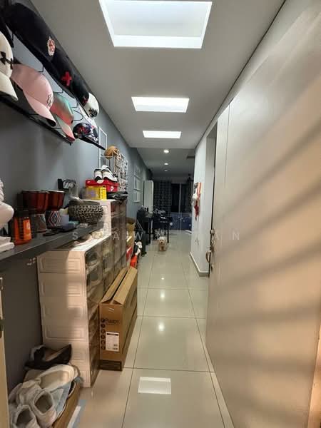 Kondominium untuk Dijual di Aman Heights Condominium - Shawn Tan - Corridor - PropertyGuru.com.my