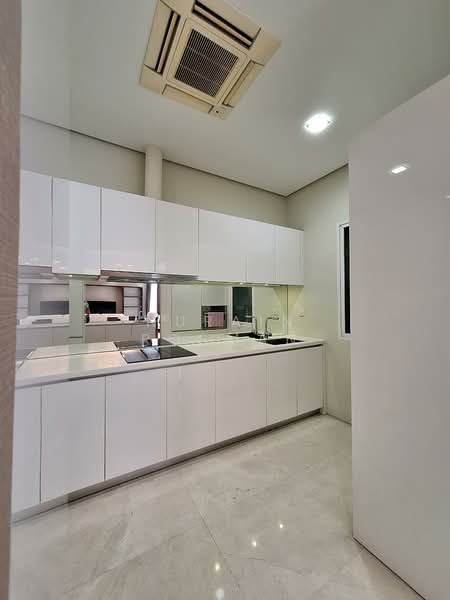 Service Residence for Sale at Quadro Residences - Nurain Rosman - PropertyGuru.com.my