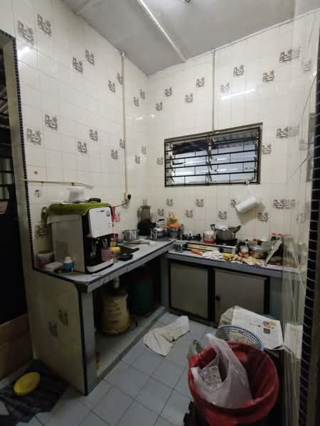 Bungalow for Sale in Taman Abad (Johor Bahru) - Finn Aw - Kitchen - PropertyGuru.com.my