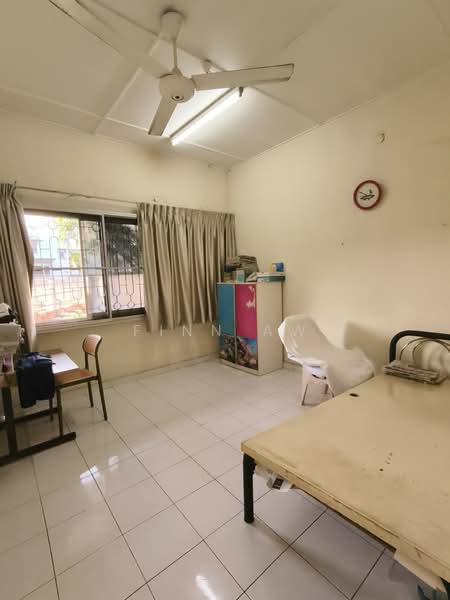 Bungalow for Sale in Taman Abad (Johor Bahru) - Finn Aw - Bedroom - PropertyGuru.com.my