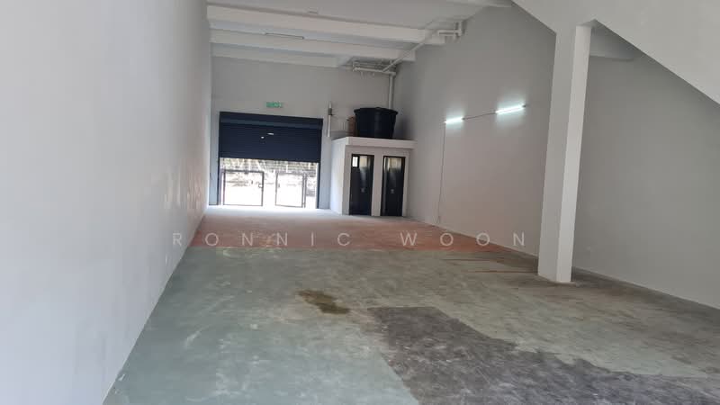 Terrace Factory for Sale in Kota Damansara (Selangor) - Ronnic Woon - Entrance - PropertyGuru.com.my