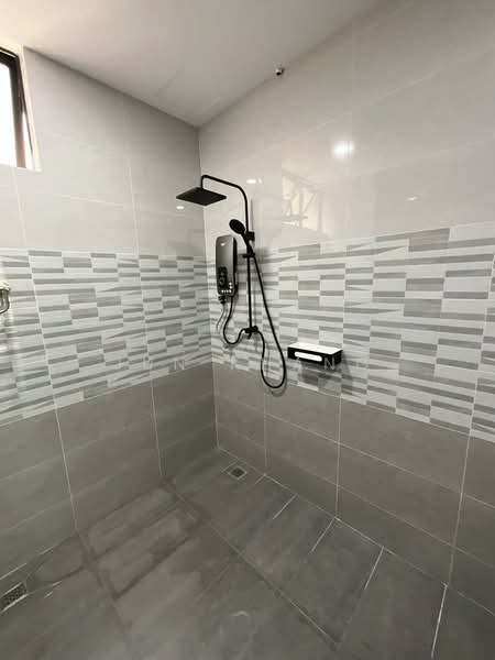 Sri Pangkor Condominium untuk Untuk Disewa - RM 3,200 /bulan, Mac 2026 - Bathroom - PropertyGuru.com.my