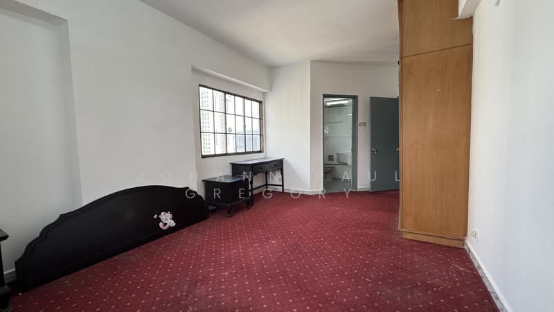 Condominium for Sale at The Vistana - Johann Paul Gregory - Bedroom - PropertyGuru.com.my