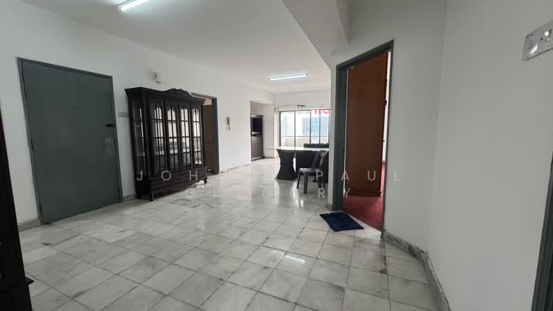 Condominium for Sale at The Vistana - Johann Paul Gregory - Living Room - PropertyGuru.com.my