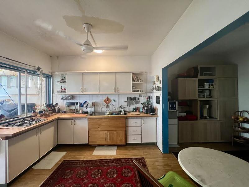 2-storey Terraced House for Sale in Taman Seputeh (Seputeh) - Kevin Yai - Kitchen - PropertyGuru.com.my