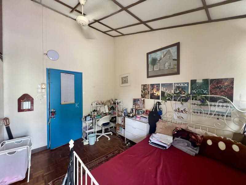 2-storey Terraced House for Sale in Taman Seputeh (Seputeh) - Kevin Yai - Bedroom - PropertyGuru.com.my