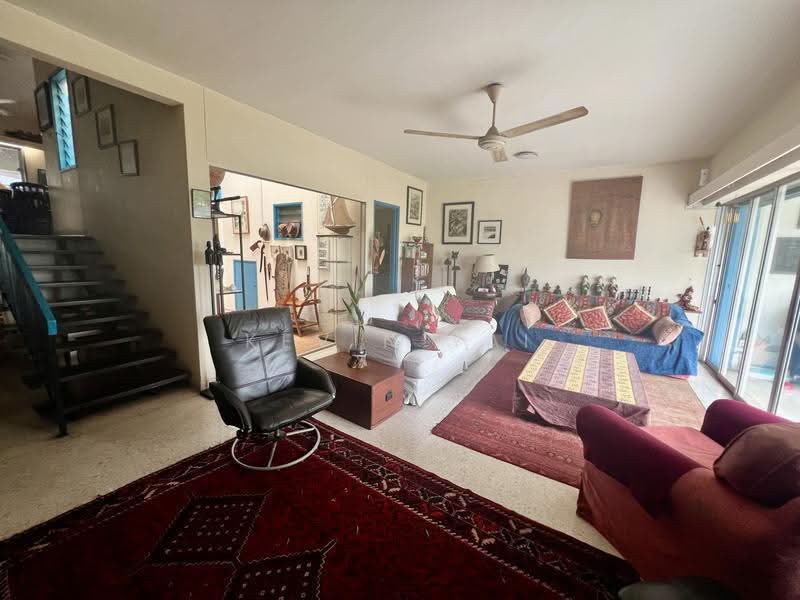 2-storey Terraced House for Sale in Taman Seputeh (Seputeh) - Kevin Yai - Living Room - PropertyGuru.com.my