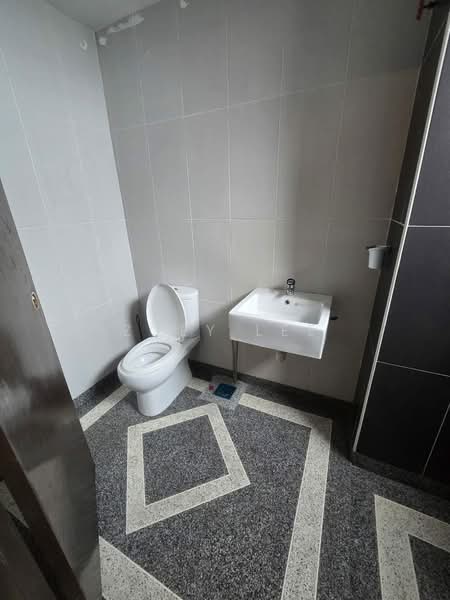 The Garden Residences untuk Untuk Disewa - RM 2,500 /bulan, Apr 2026 - Bathroom - PropertyGuru.com.my