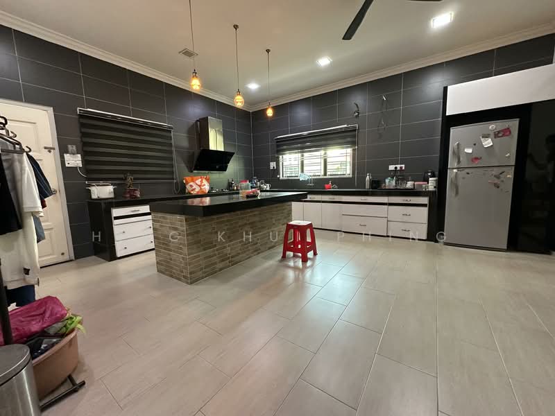 Bungalow for Sale in Krubong (Melaka) - Heng Khui Phing - Kitchen - PropertyGuru.com.my