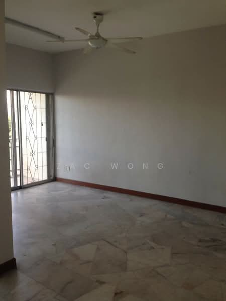 Pelangi Court untuk Untuk Dijual - RM 265,000, Mac 2026 - Living Room - PropertyGuru.com.my