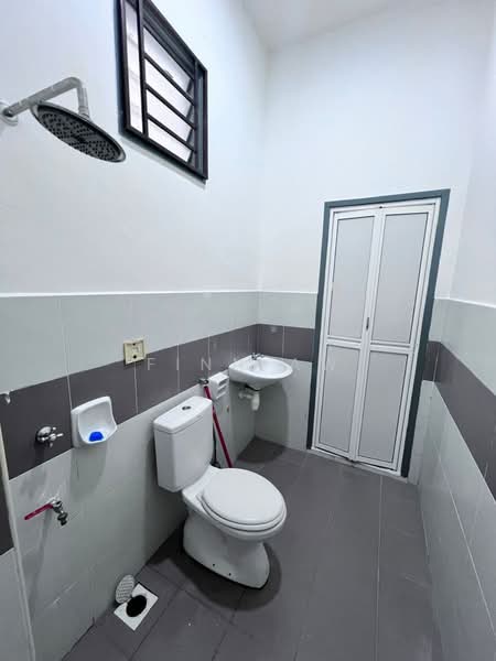 2-storey Terraced House for Sale in Johor Bahru (Johor) - Finn Aw - Bathroom - PropertyGuru.com.my