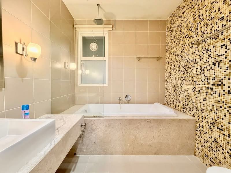 Condominium for Sale at Sinaran TTDI - Yin Peng . - Bathroom - PropertyGuru.com.my