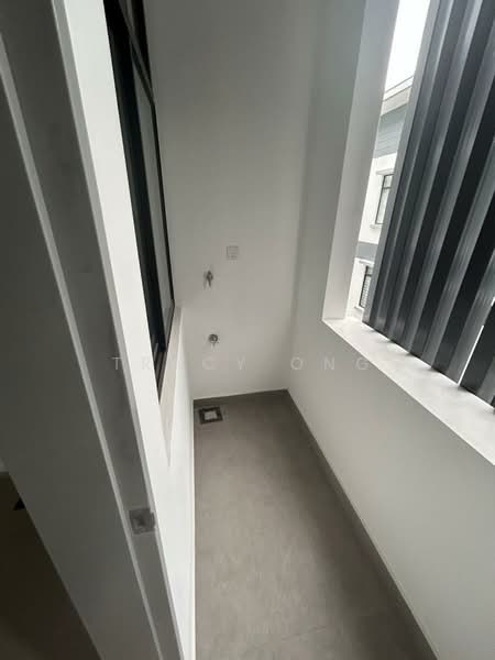 2-storey Terraced House for Rent in Taman Ponderosa (Johor Bahru) - Tracy Ong - Balcony - PropertyGuru.com.my